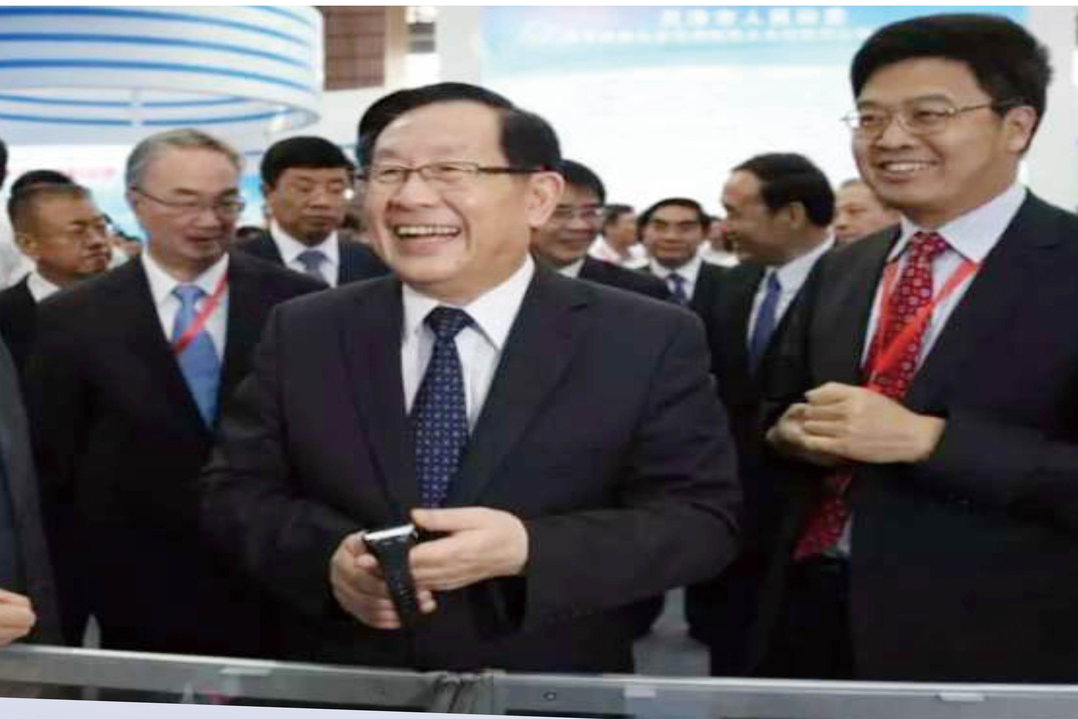 全國政協(xié)副主席、科技部部長、中國科協(xié)主席萬鋼
